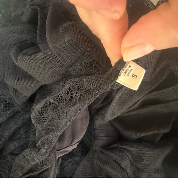 Doen Ornetta Dress - Picture 9 of 9